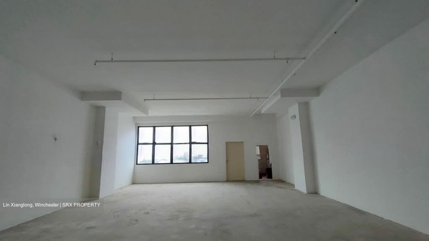 Tradehub 21 (D22), Factory #619918231